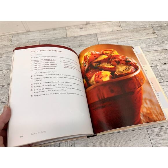 Back to the Family Art Smith 2007 Hardcover Comfort Food Cookbook Shared Meals - Picture 9 of 16
